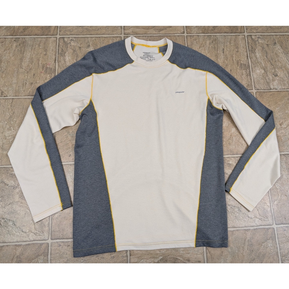 Patagonia Capilene 3 men sz M Base Layer mid weight long sleeves hiking 4466